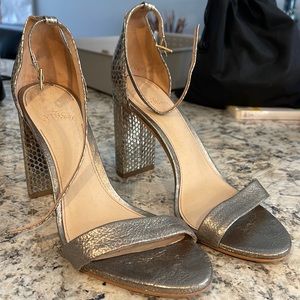 Vince Camuto Sandals